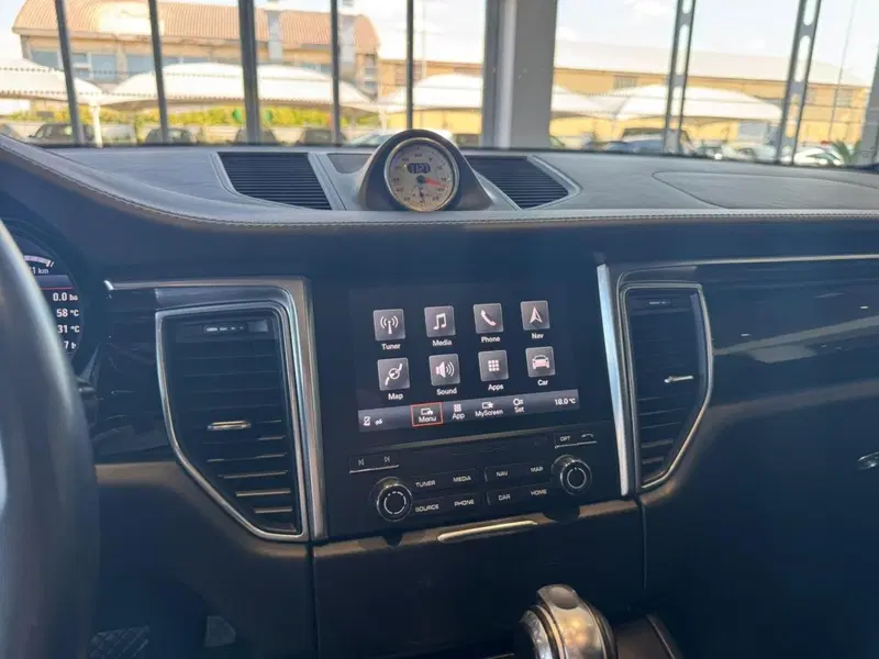 Porsche Macan usata a Firenze (19)