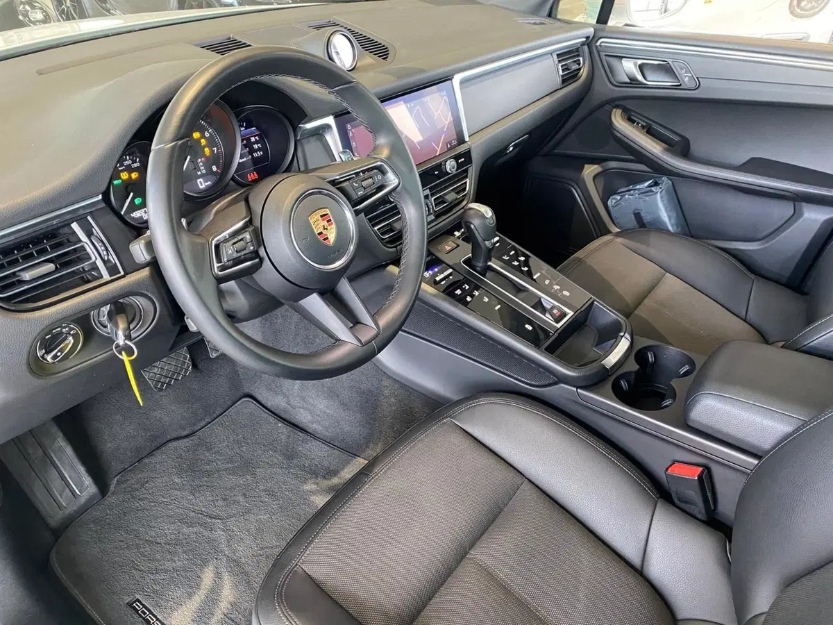 Porsche Macan usata a Firenze (12)