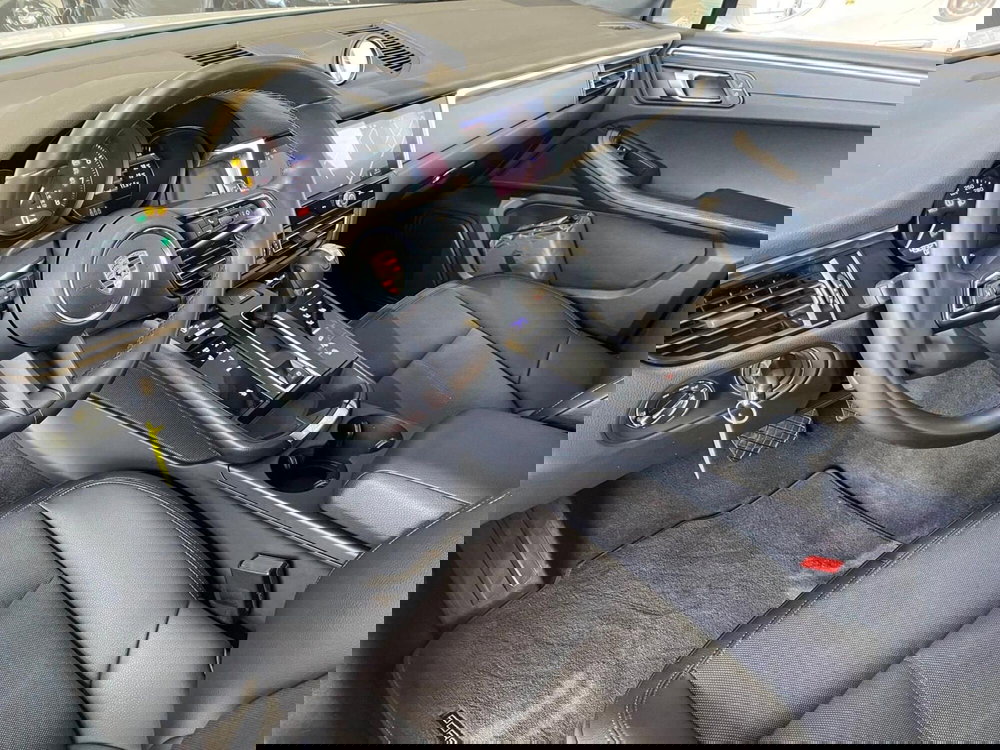 Porsche Macan usata a Firenze (12)