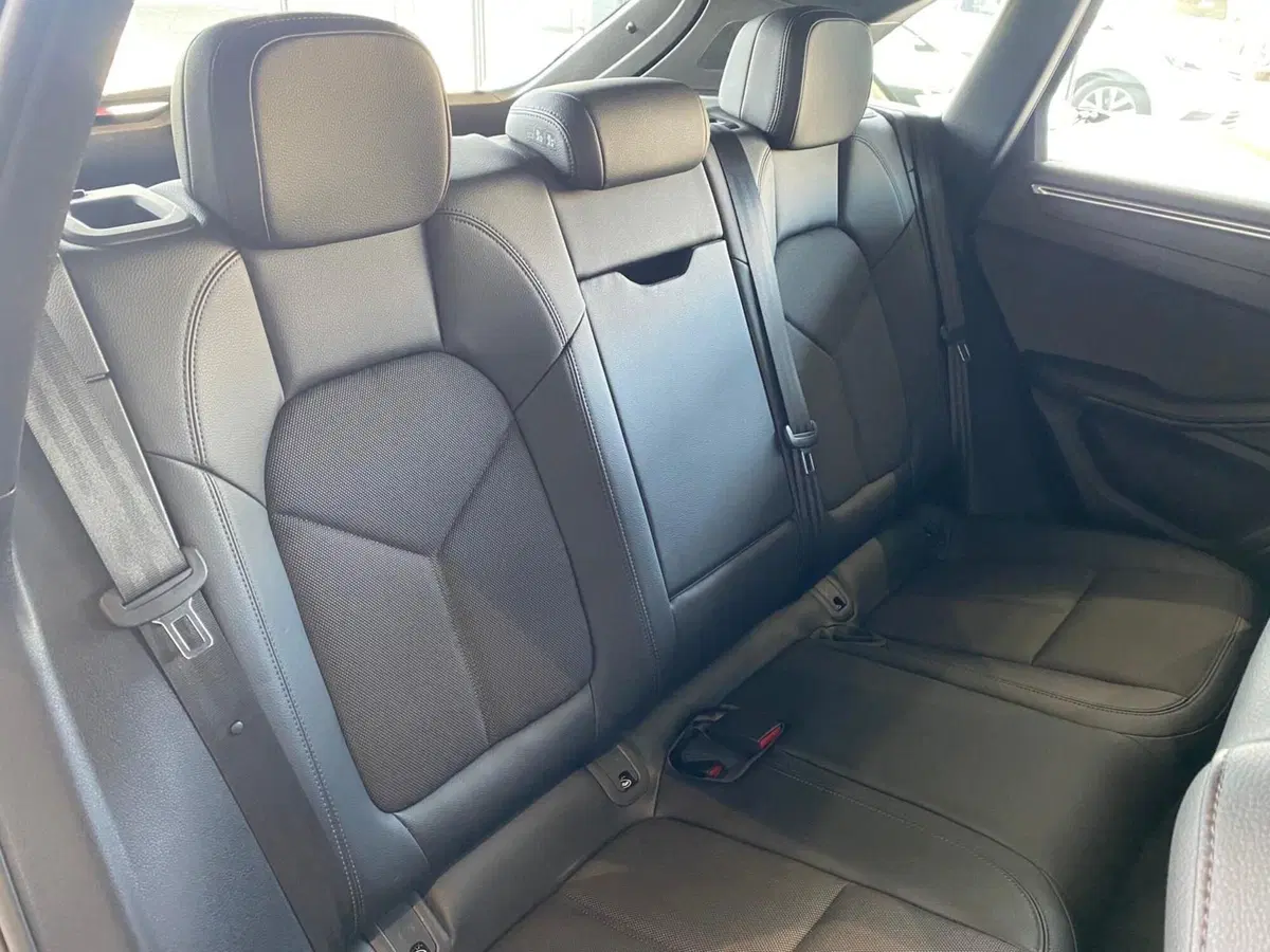 Porsche Macan usata a Firenze (14)