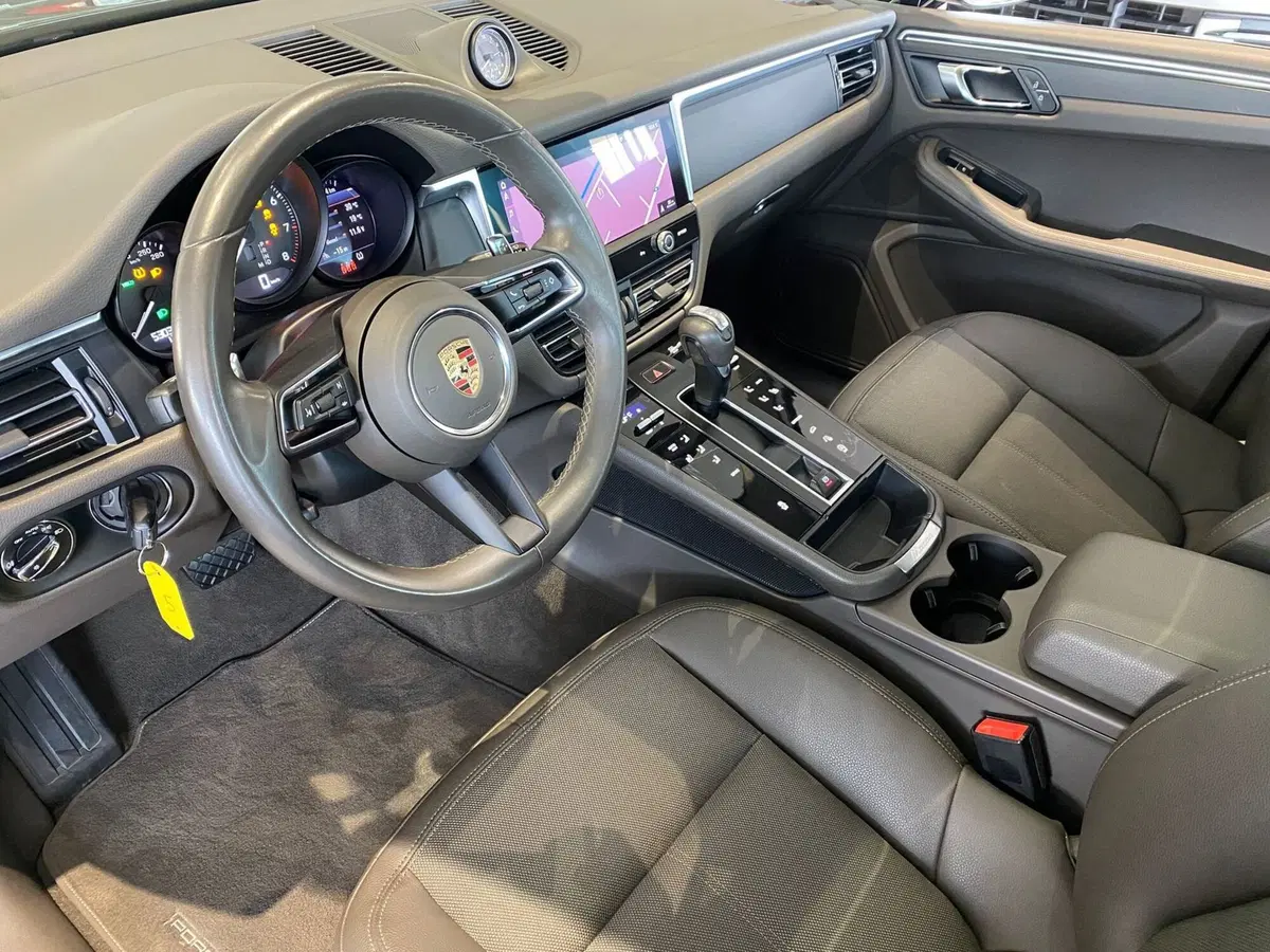 Porsche Macan usata a Firenze (12)