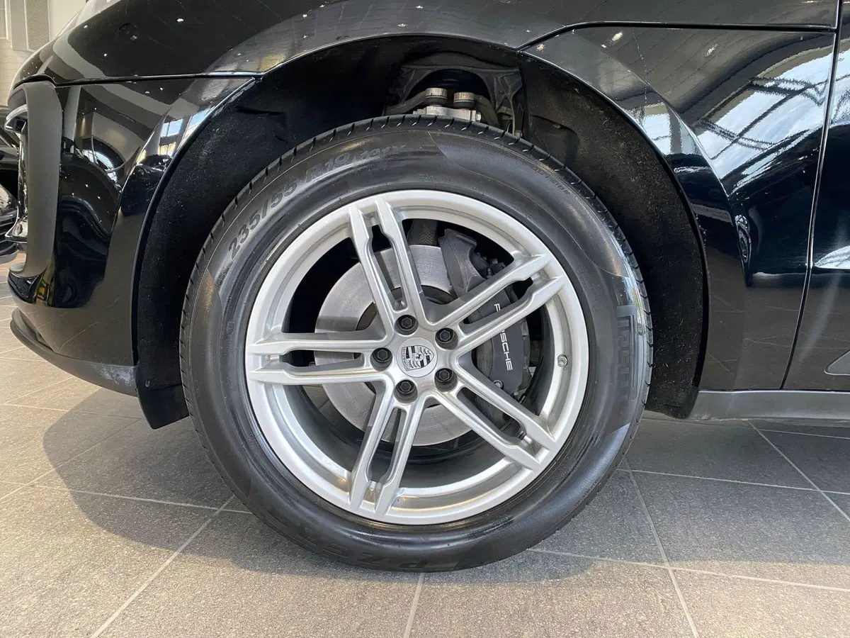 Porsche Macan usata a Firenze (9)