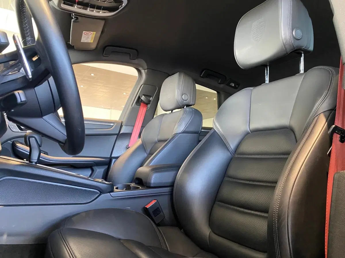 Porsche Macan usata a Firenze (14)