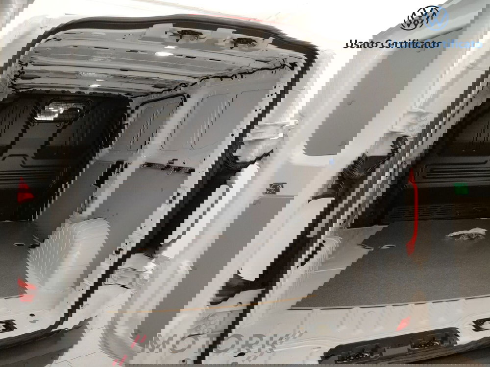 Volkswagen Veicoli Commerciali T6.1 nuova a Varese (9)