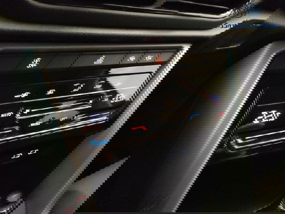 Volkswagen T-Roc usata a Varese (13)