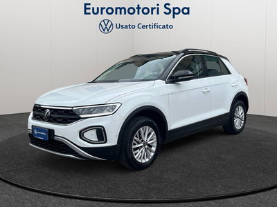 Volkswagen T-Roc 1.0 TSI Life del 2023 usata a Monteriggioni