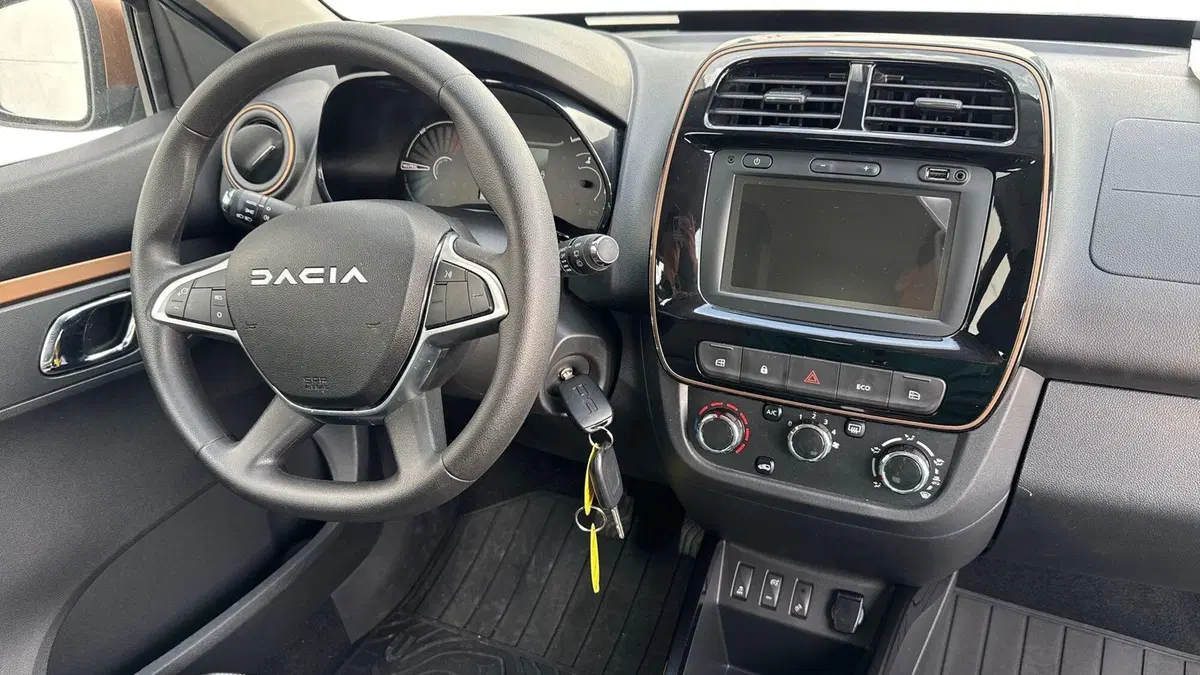 Dacia Spring usata a Padova (10)