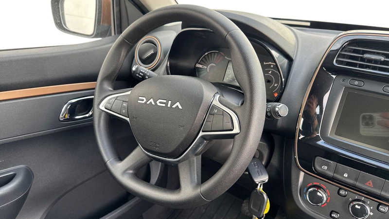 Dacia Spring usata a Padova (9)