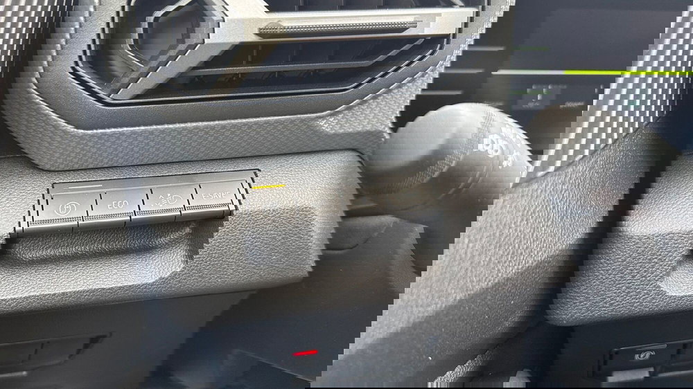 Dacia Duster usata a Padova (17)