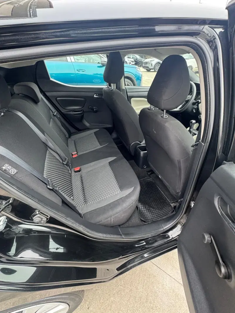 Nissan Micra usata a Caserta (8)