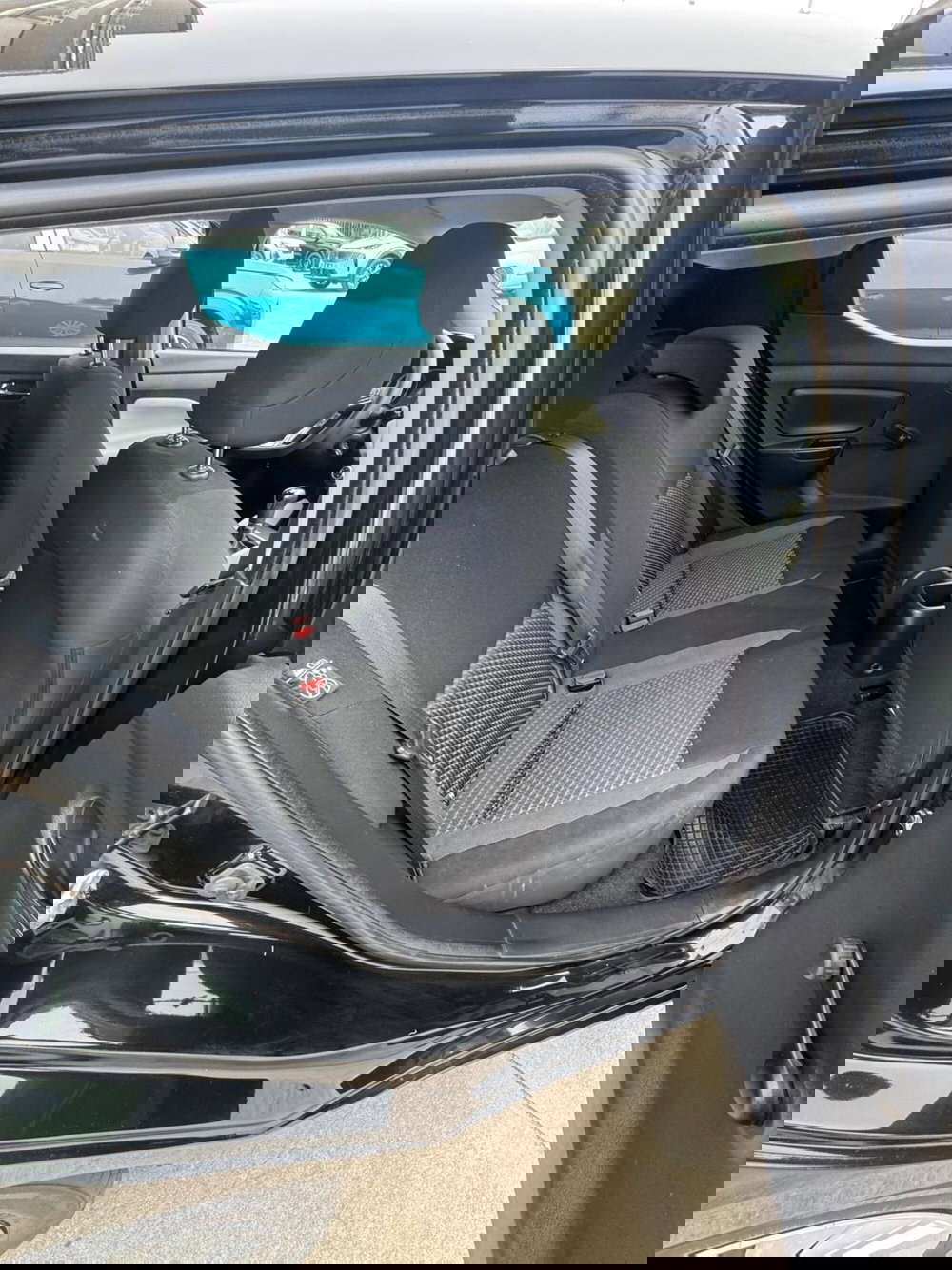 Nissan Micra usata a Caserta (8)