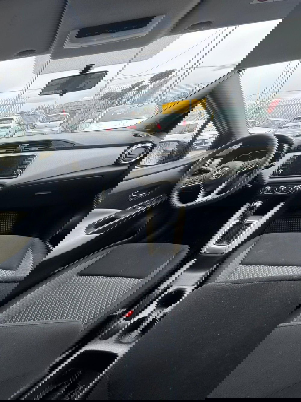 Nissan Micra usata a Caserta (9)