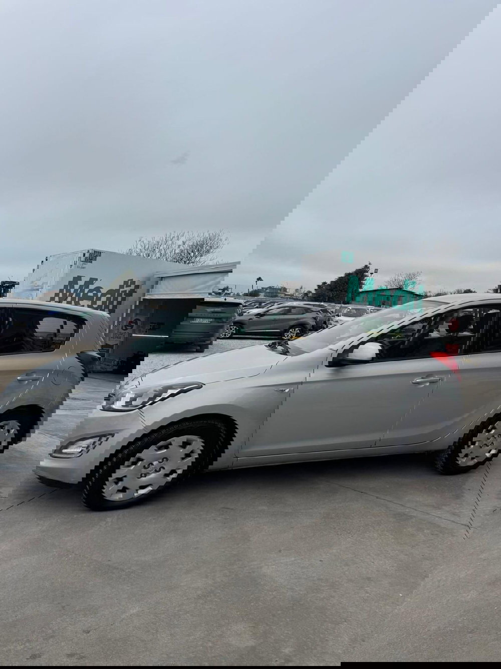 Hyundai i20 usata a Caserta (3)