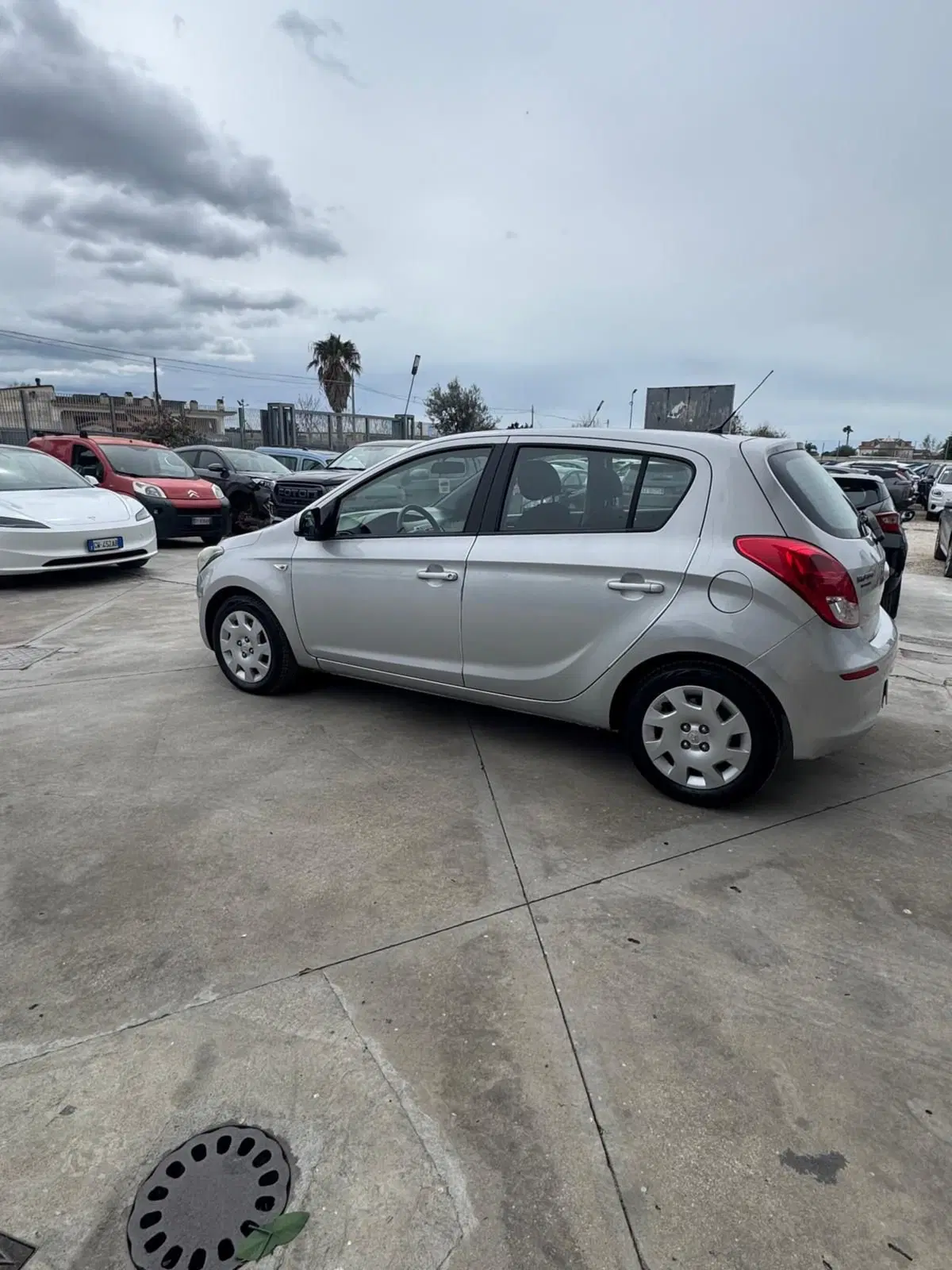 Hyundai i20 usata a Caserta (4)