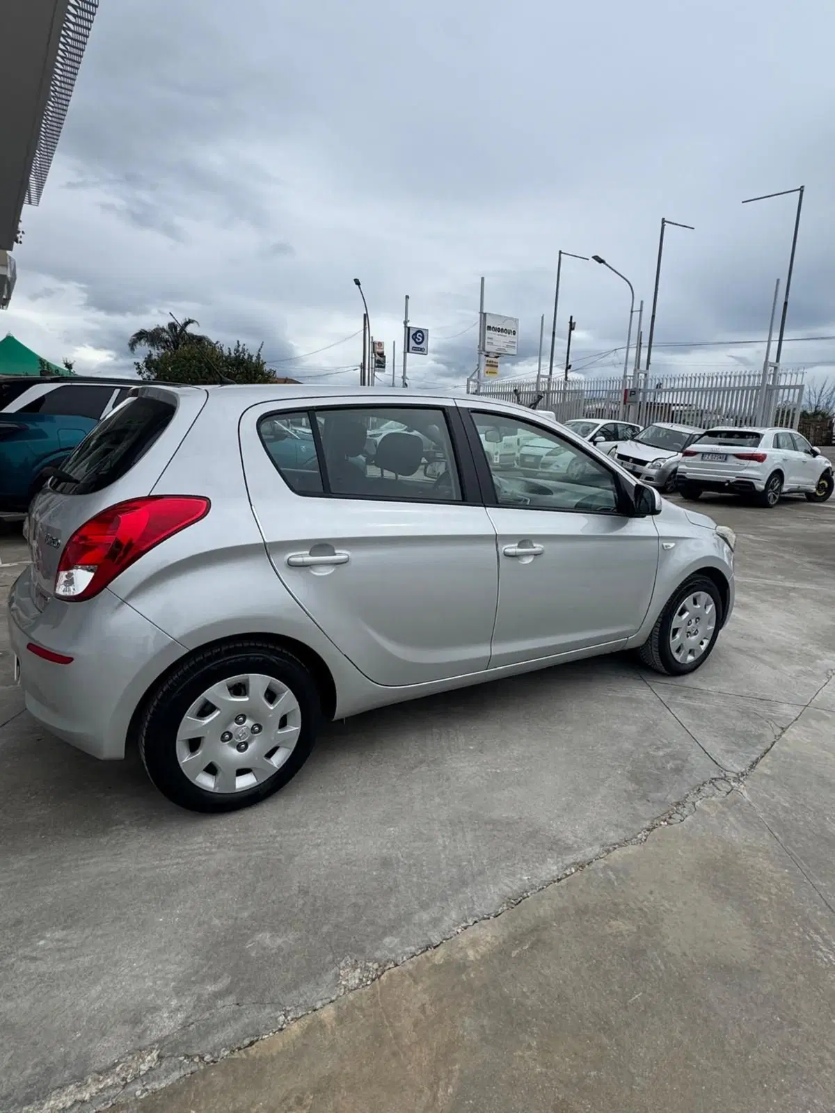 Hyundai i20 usata a Caserta (6)