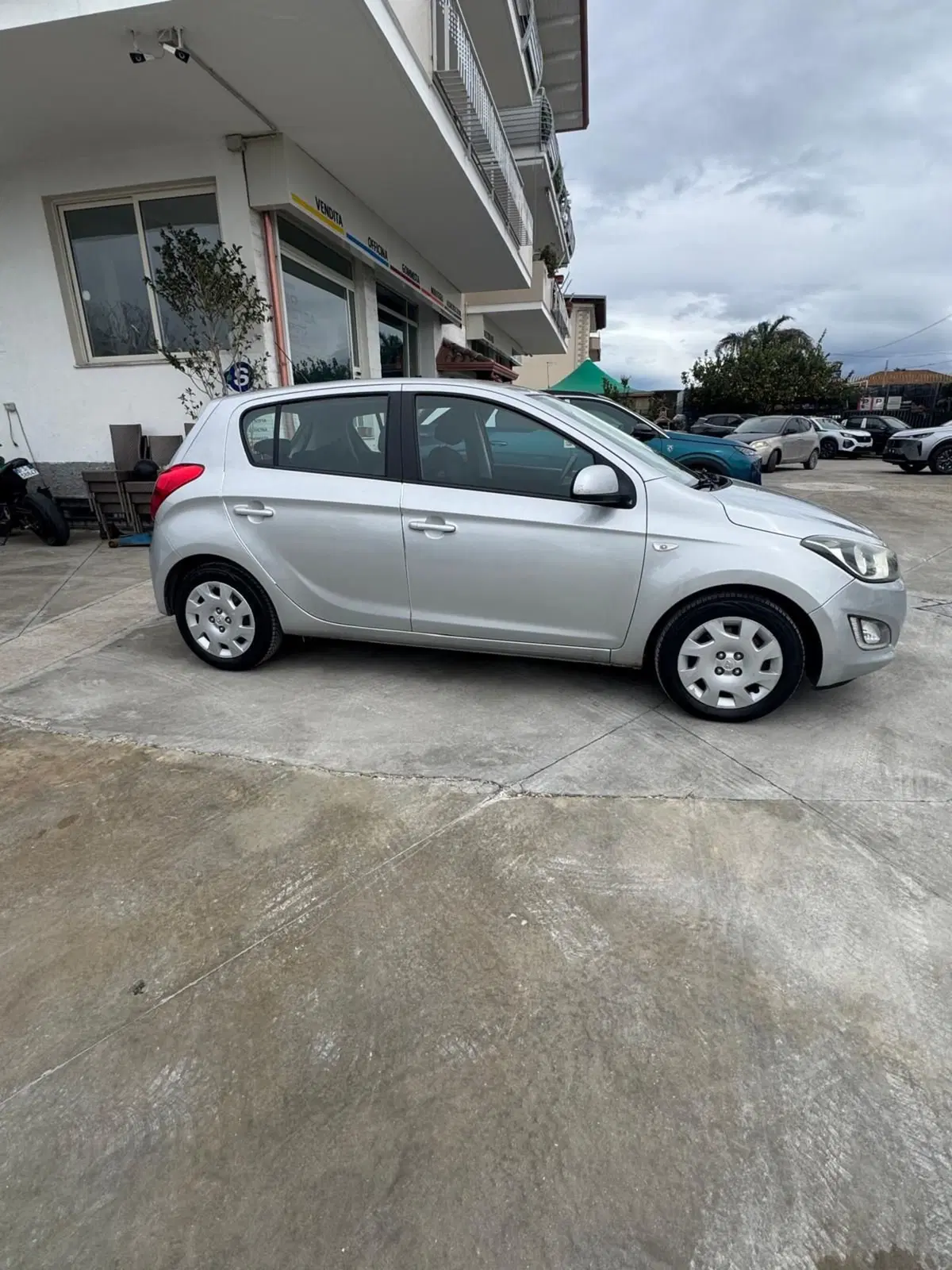 Hyundai i20 usata a Caserta (8)