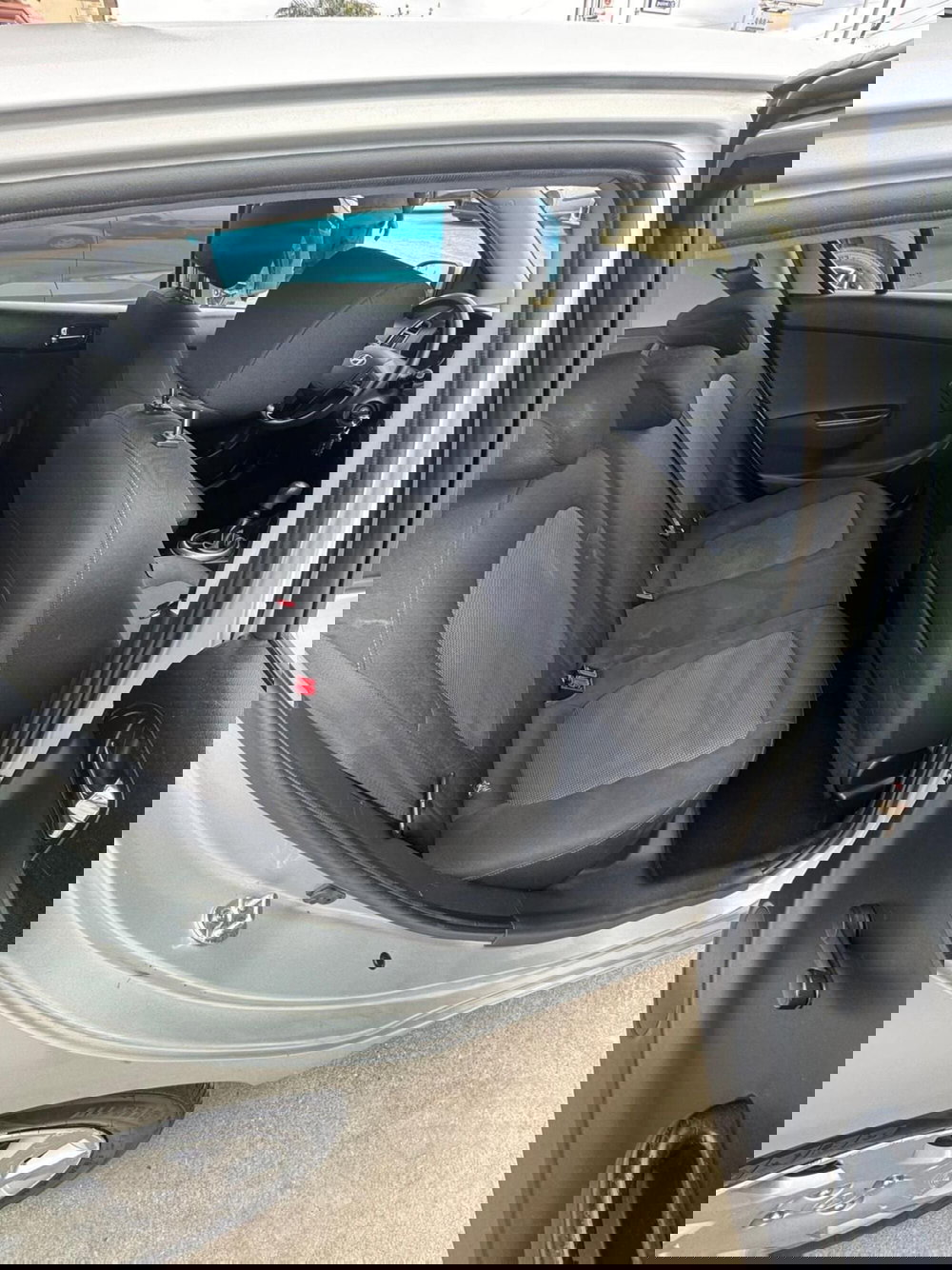 Hyundai i20 usata a Caserta (9)