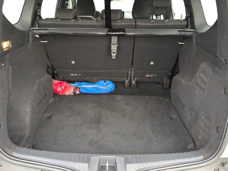 Dacia Jogger usata a Roma (8)