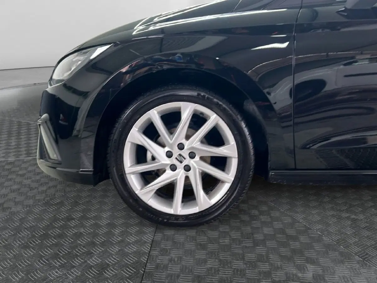 SEAT Ibiza usata a Roma (9)