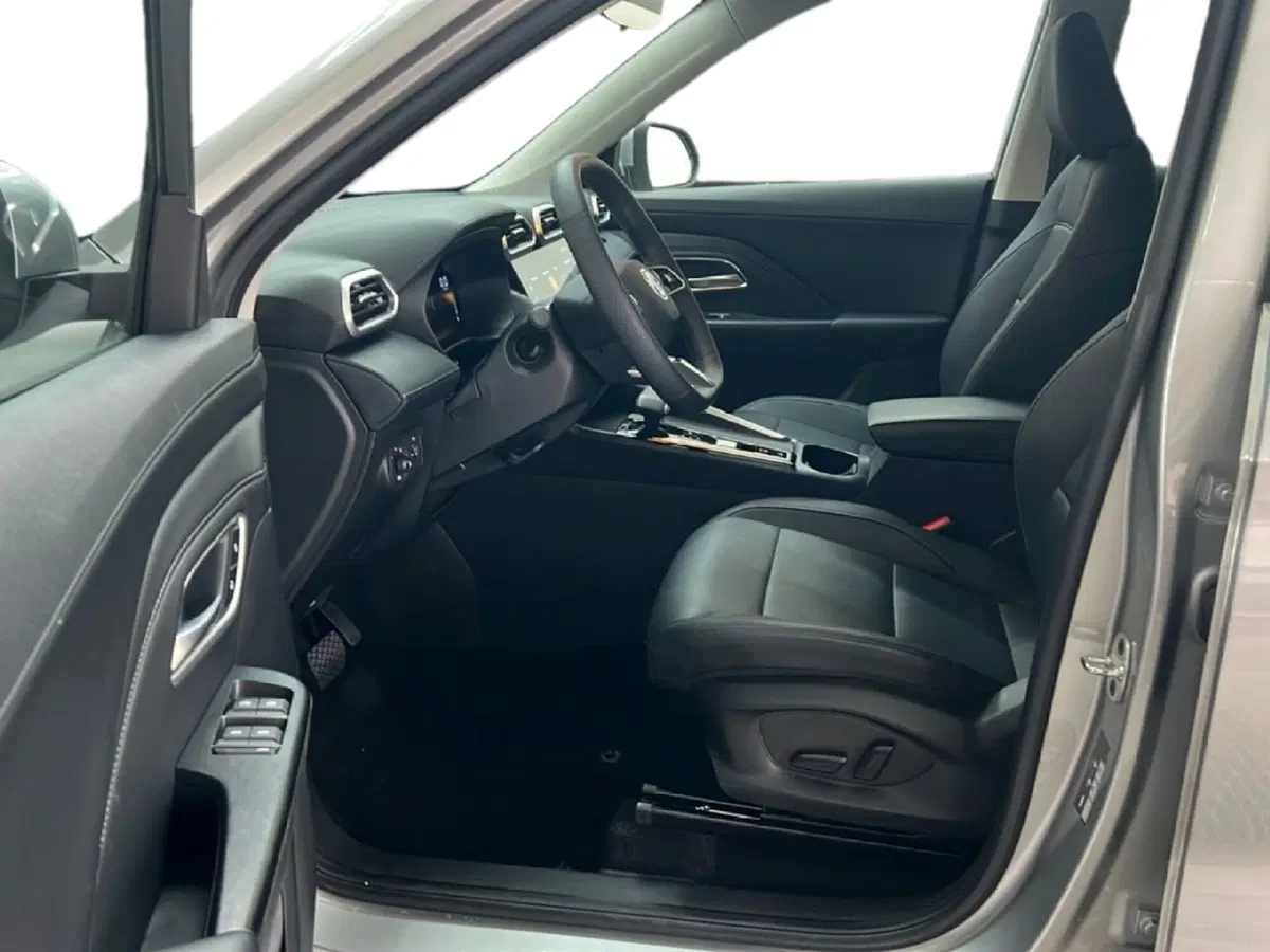 Mg ZS usata a Roma (14)