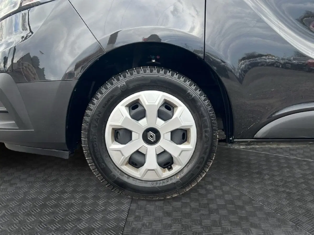 Renault Trafic usata a Roma (9)