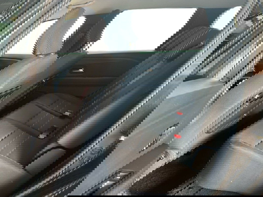 Dacia Jogger usata a Roma (11)