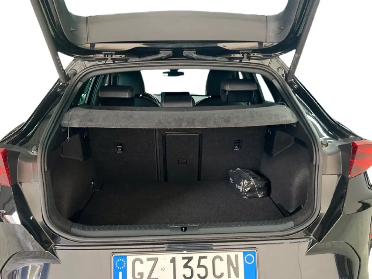 Cupra Formentor usata a Roma (10)