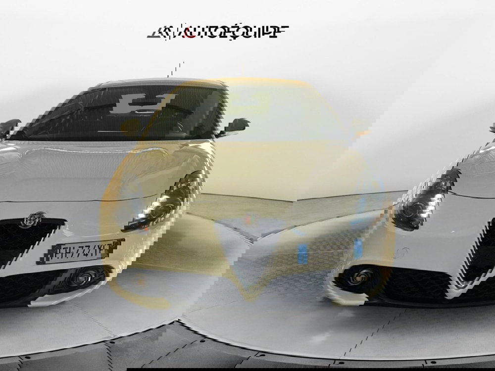 Alfa Romeo Giulietta usata a Roma (8)