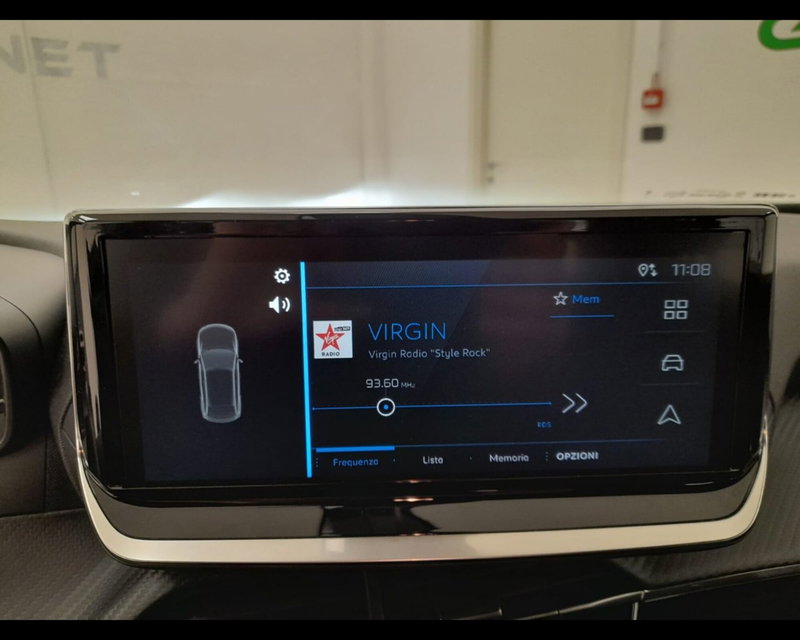 Peugeot 2008 nuova a Alessandria (12)