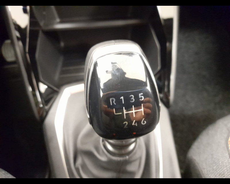 Peugeot 2008 nuova a Alessandria (16)