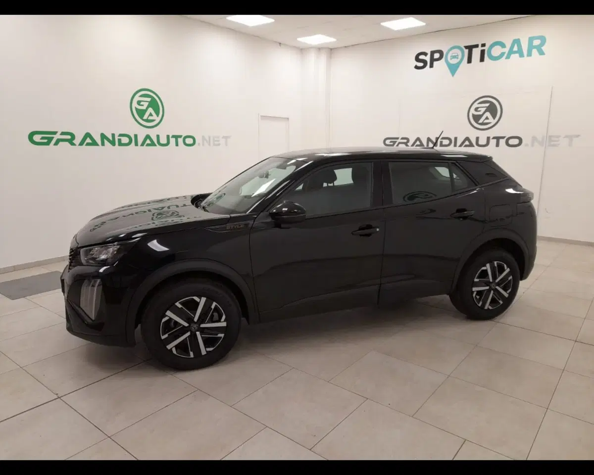 Peugeot 2008 nuova a Alessandria (3)