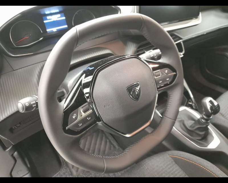 Peugeot 2008 nuova a Alessandria (8)