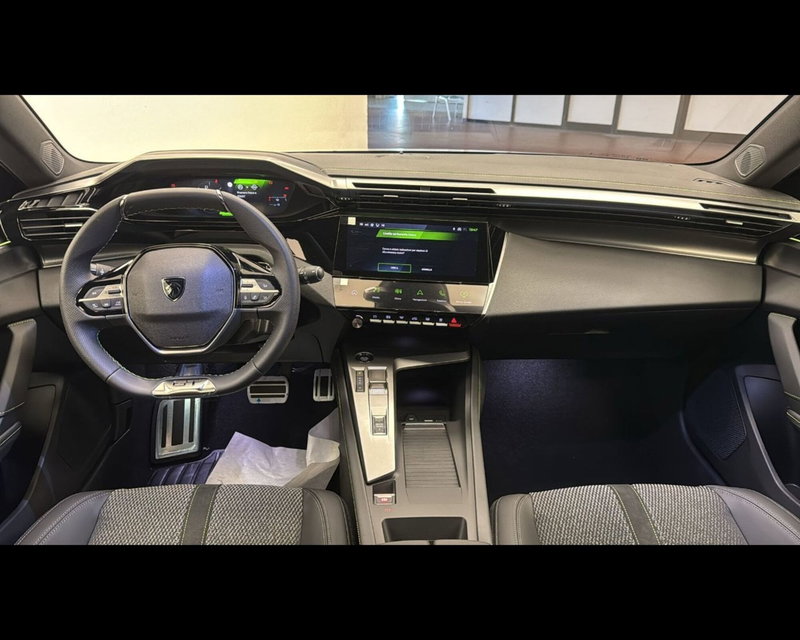 Peugeot 308 SW nuova a Asti (15)