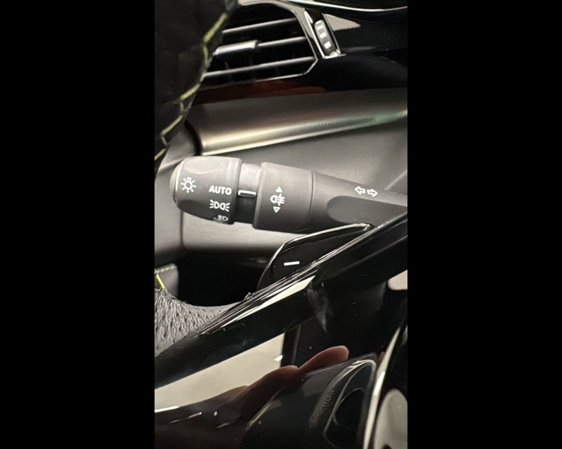 Peugeot 308 SW nuova a Asti (16)