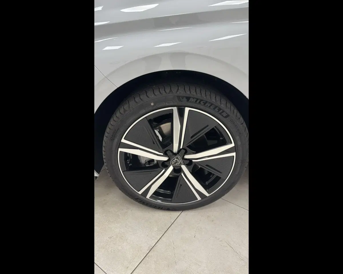 Peugeot 308 SW nuova a Asti (7)