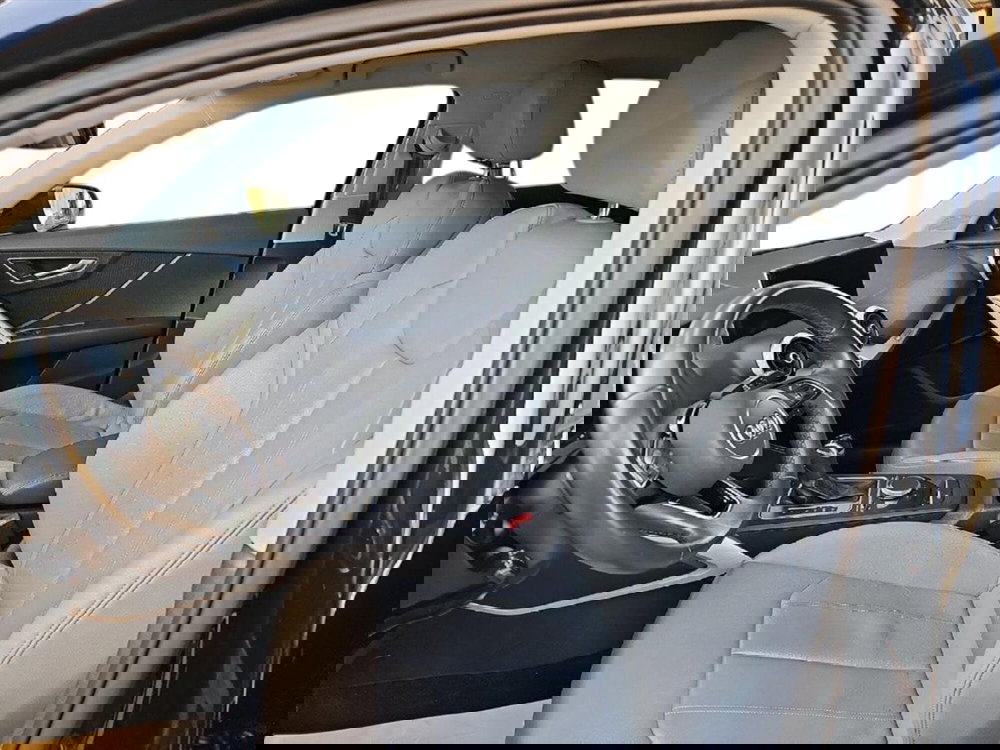 Audi Q2 usata a Lecco (11)