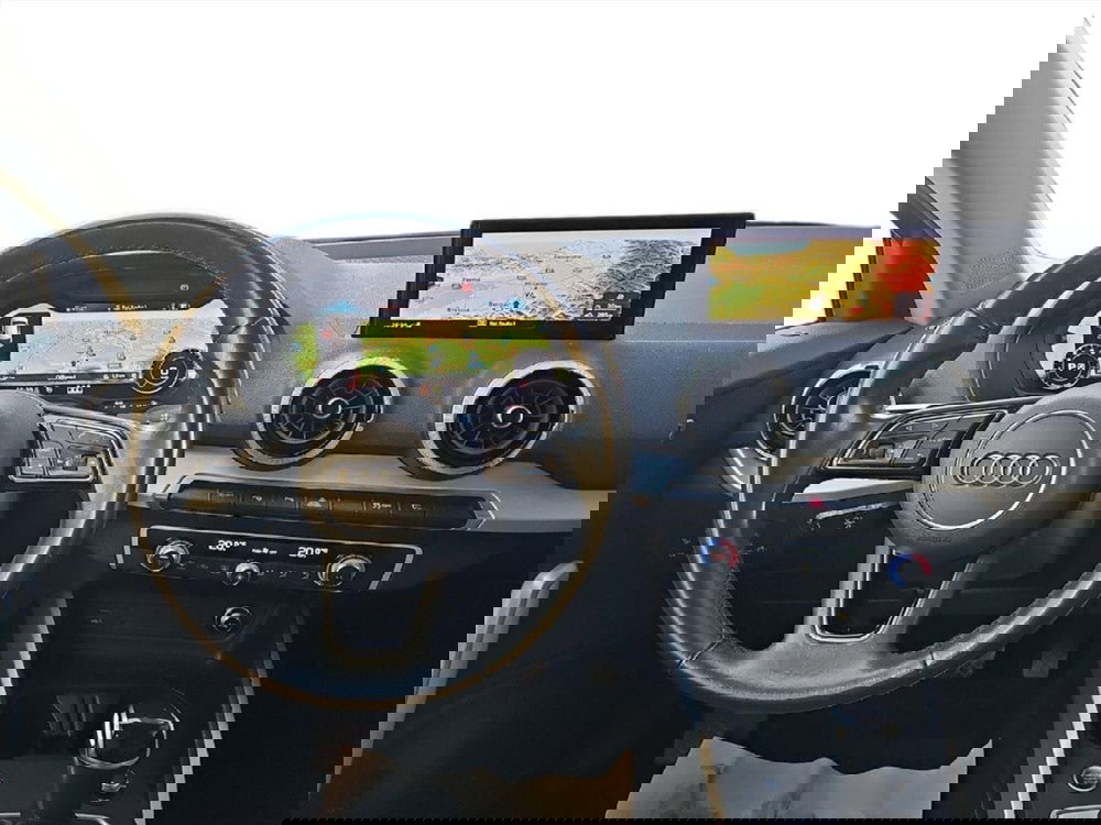 Audi Q2 usata a Lecco (9)