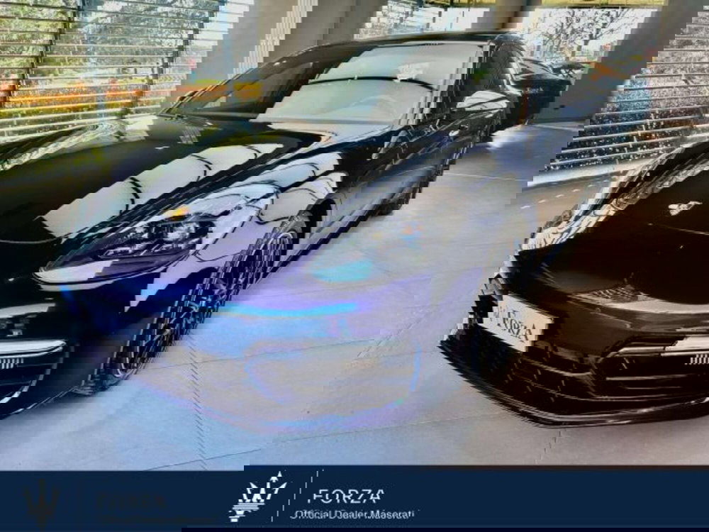 Porsche Panamera usata a Torino