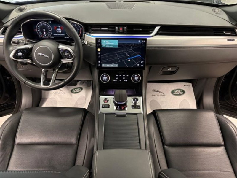 Jaguar F-Pace usata a Cuneo (9)