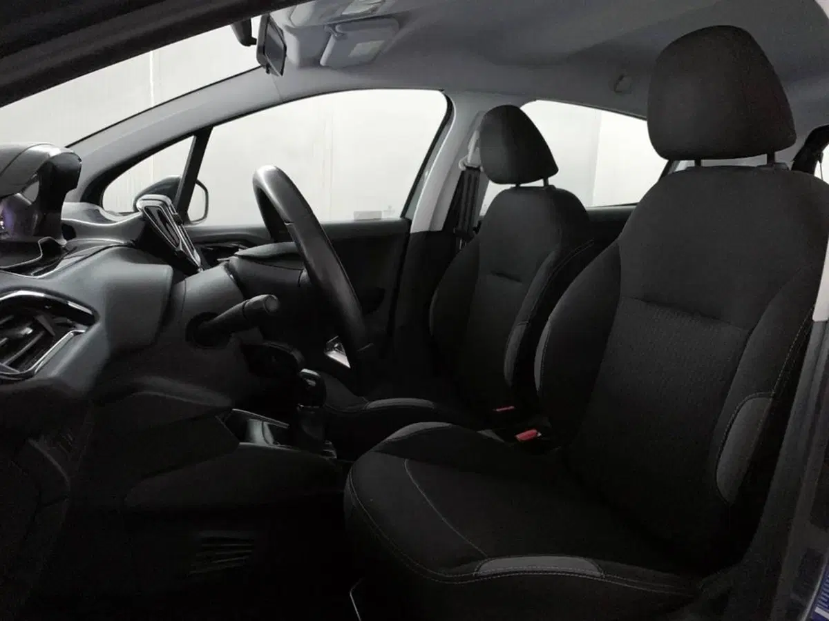 Peugeot 208 usata a Torino (12)