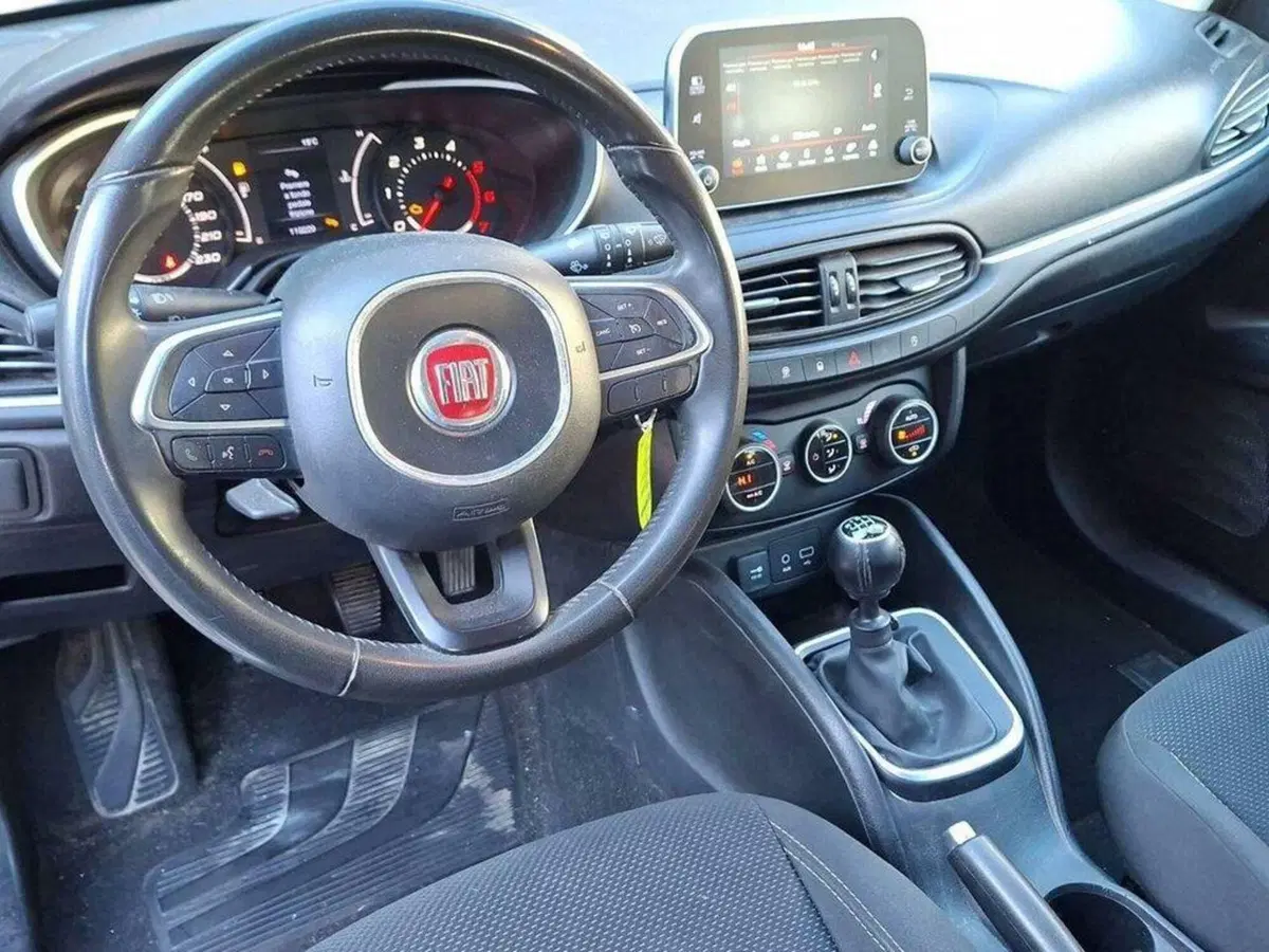 Fiat Tipo Station Wagon usata a Torino (11)