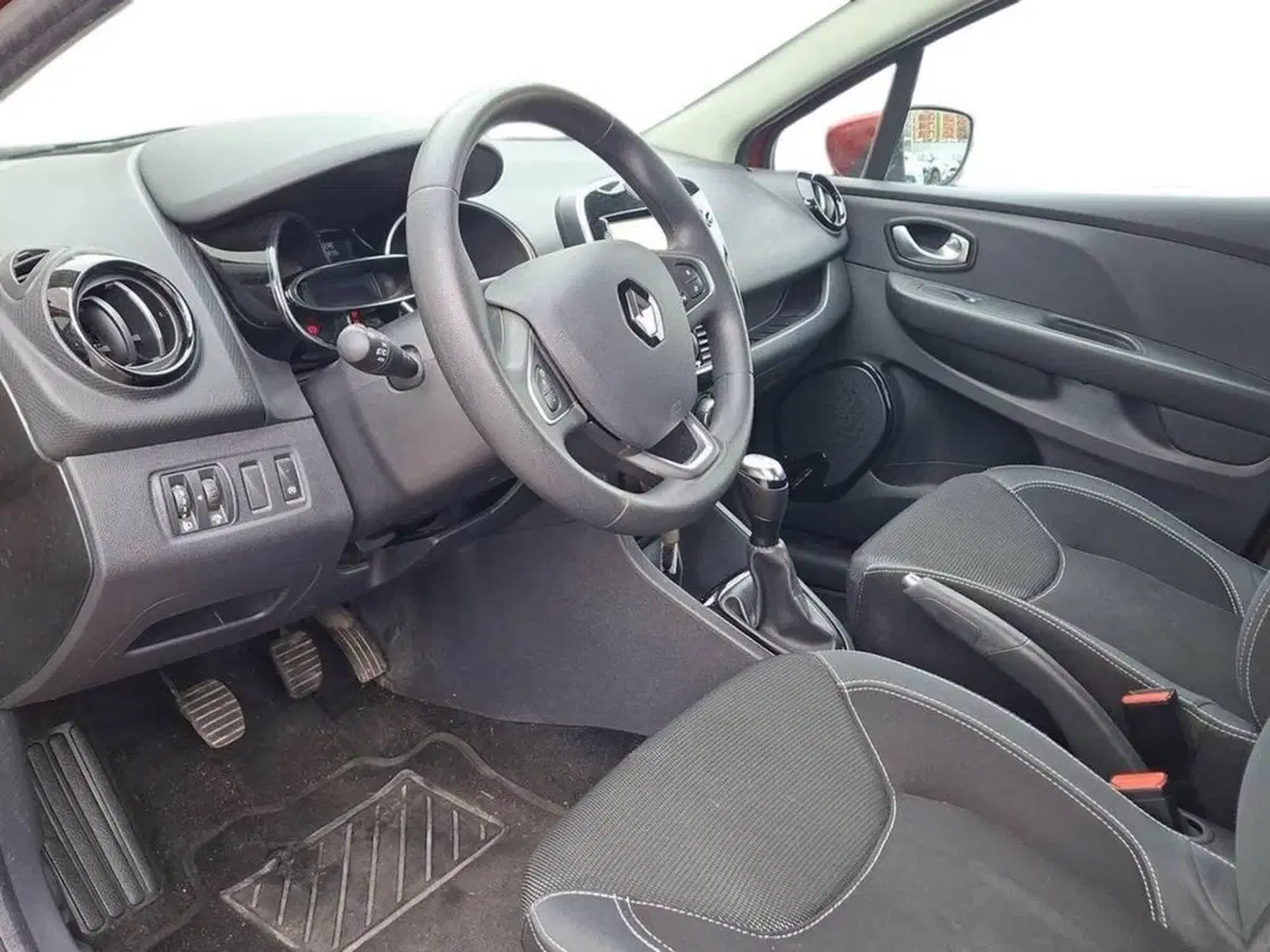 Renault Clio usata a Torino (12)