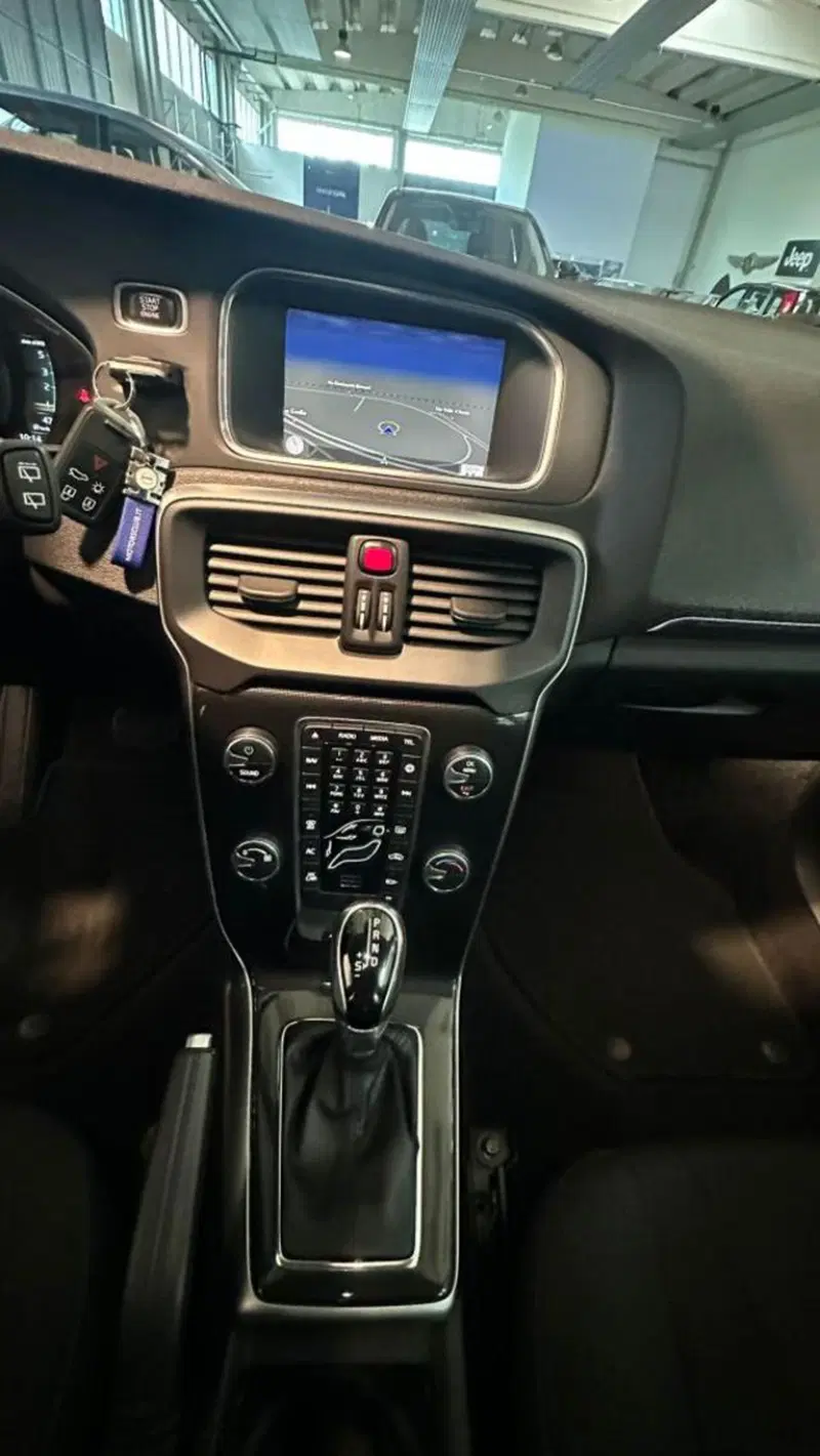 Volvo V40 usata a Reggio Emilia (16)