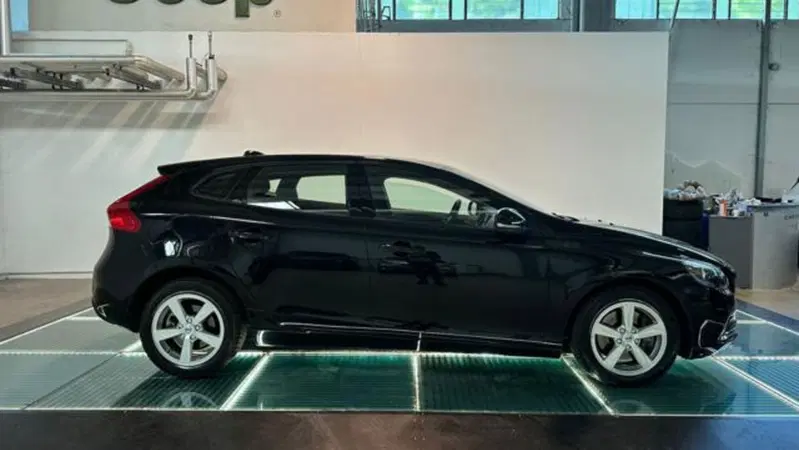 Volvo V40 usata a Reggio Emilia (7)