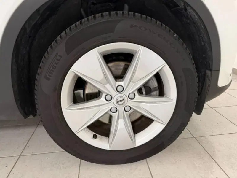 Volvo XC40 usata a Como (10)