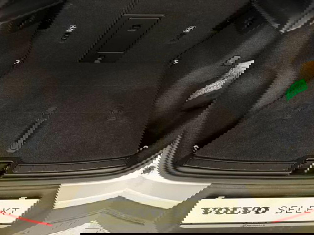 Volvo XC40 usata a Como (18)