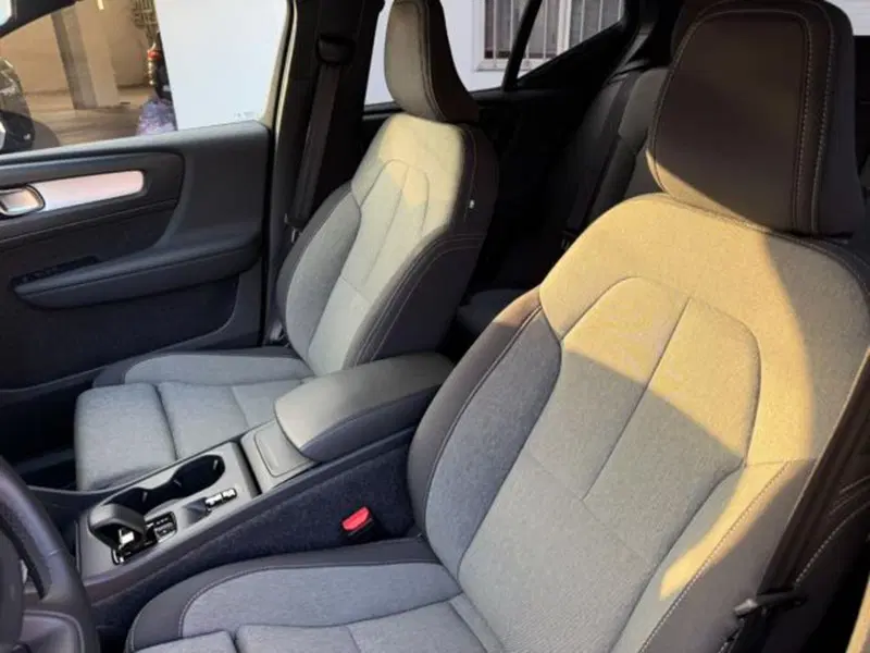 Volvo XC40 usata a Como (6)