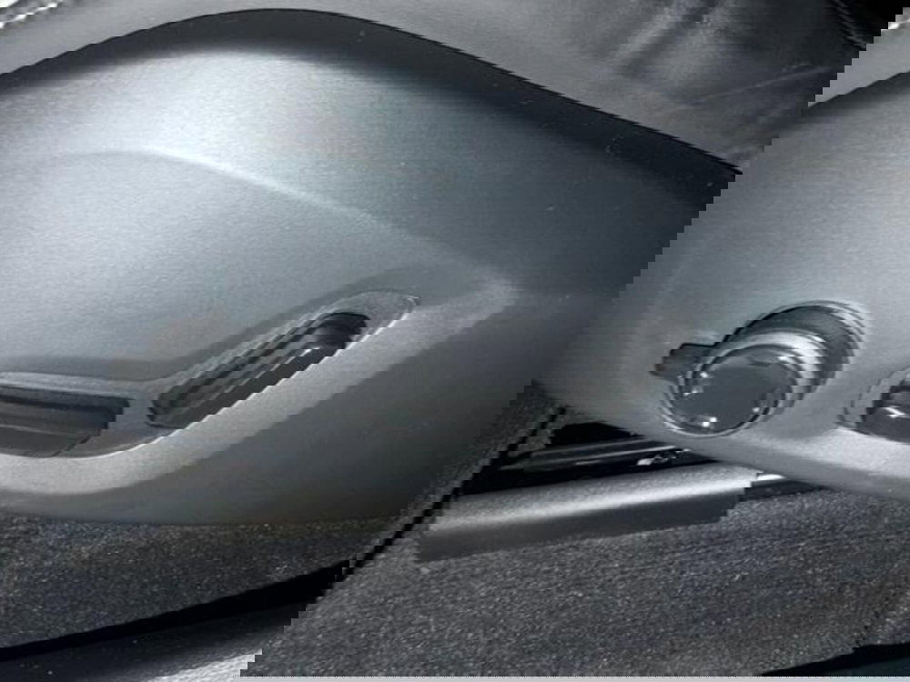 Volvo XC60 usata a Como (18)