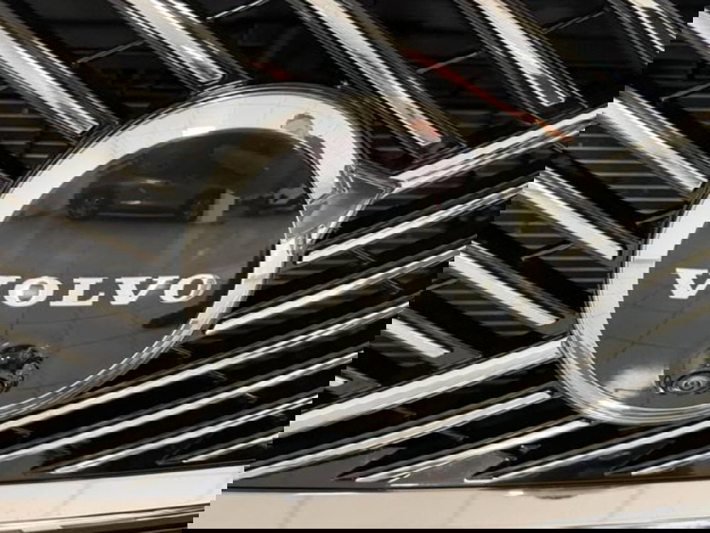 Volvo XC90 usata a Como (19)