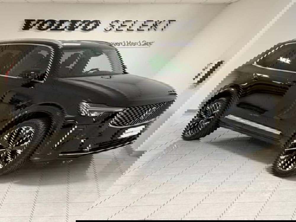 Volvo XC90 usata a Como (2)